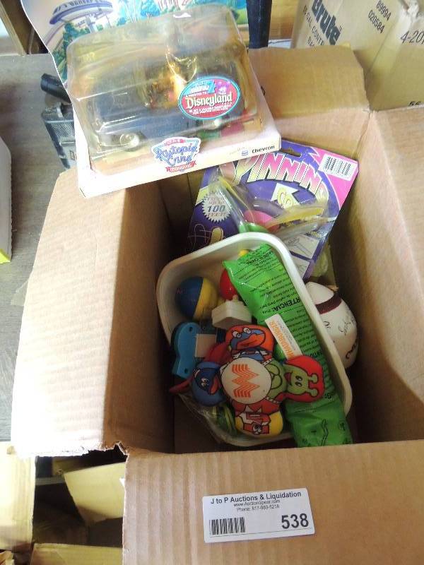 lot 538 image: Kids toys...