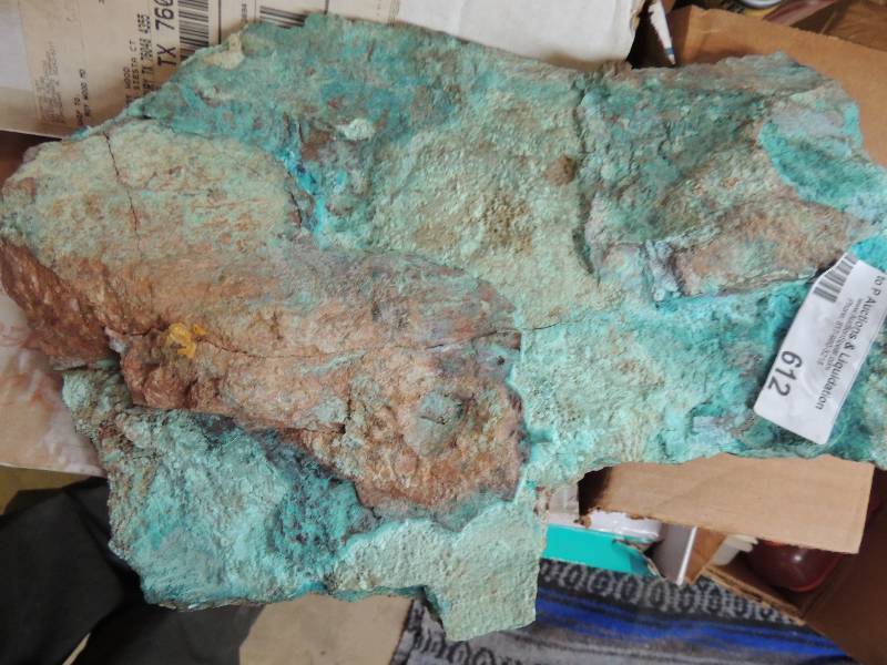 lot 612 image: OCEAN BLUEGREEN ROCK - NICE...