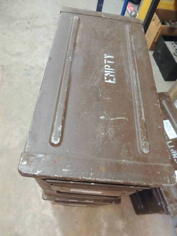 lot 647 image: METAL AMMO BOX