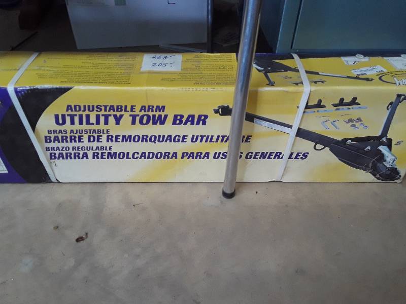 lot 549 image: Utility tow bar...