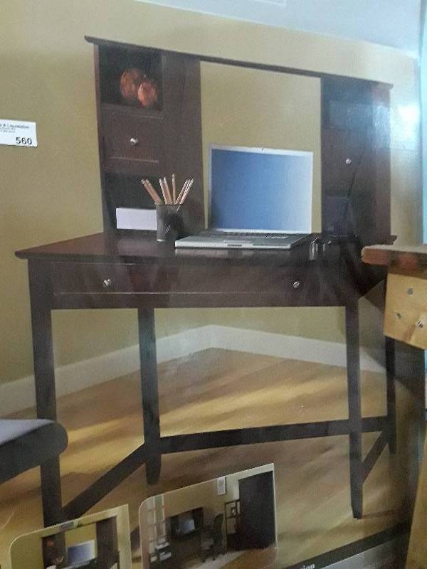lot 560 image: Desk with hutch by Ashton Lane coll...