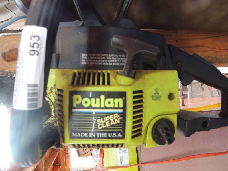 lot 953 image: Poulon super clean chainsaw 20...
