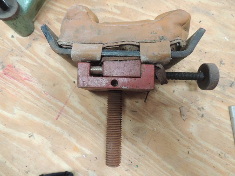 lot 987 image: Gun rest interchangable...