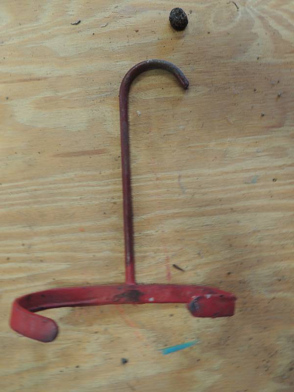 lot 988 image: Rifle shotgun Closet hanger...