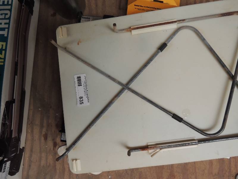 lot 835 image: Variomat easel x5...