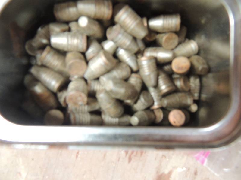 lot 887 image: 357 cal LEAD BULLETS