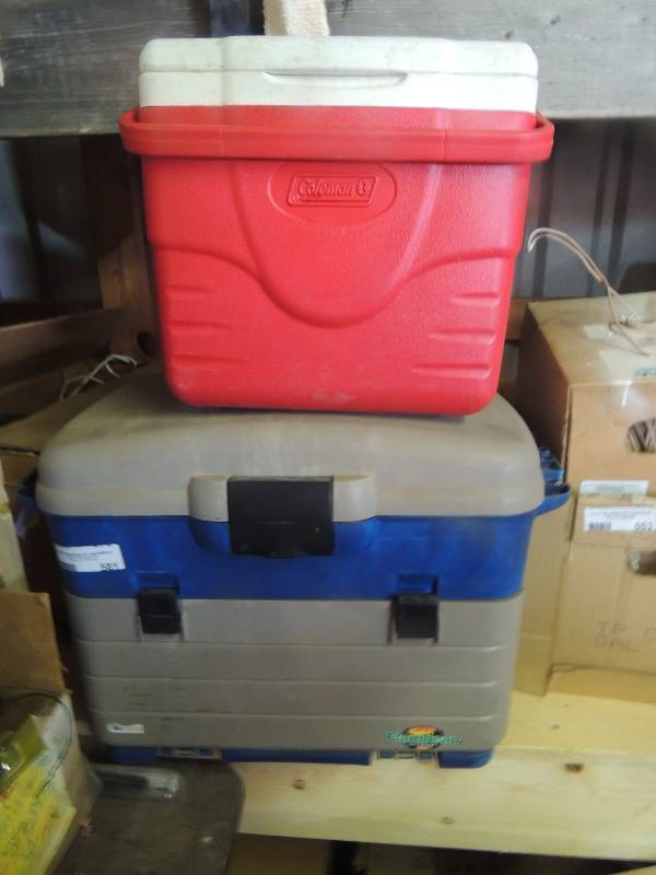 lot 581 image: Coleman cooler, Flambou outdoor coo...