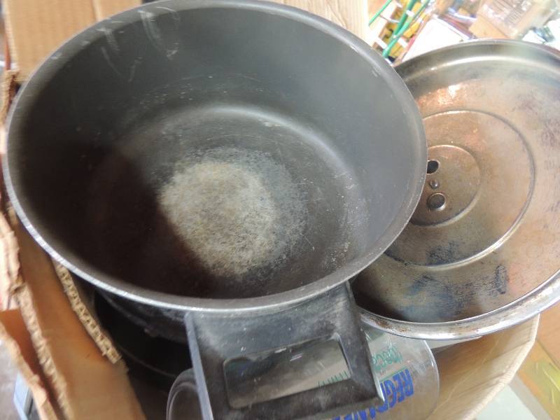 lot 616 image: MISC. POTS & PANS...