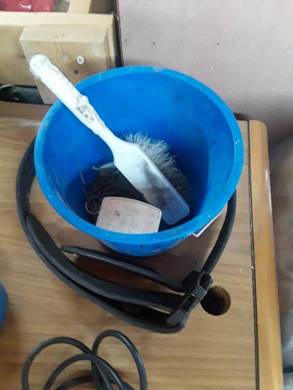 lot 793 image: Blue bucket with white brush and ta...