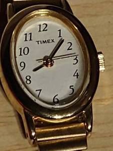lot 45 image: Vintage Timex Womens Watch