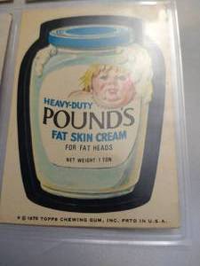 lot 63 image: Rare 1975 Topps Chewing Gum Sticker (POUNDS)