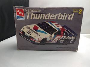 lot 25 image: Thunderbird Kit Car