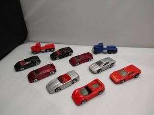 lot 13 image: 10 hot wheels