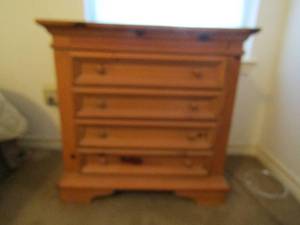 lot 41 image: 28x28 14 x 16 blonde wood 4 draw night stand