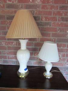 lot 42 image: 16 12 fruit dcor milk glass lamp, 29 12 ceramic floral dcor lamp