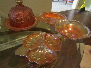 lot 96 image: Orange carnival leaf bowl, candy dishes and more