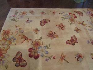 lot 142 image: Royal Palace Rug design Butterfly Radiance  color is ivory   size - 5ft x 7ft 6in  100% WOOL