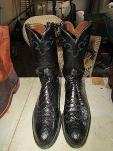 lot 264 image: Lucchese mens cowboy boots size 9 new  BLACK
