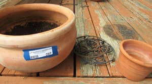 lot 297 image: 2 metal plant stands and small pottery pot
