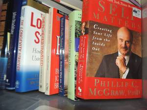 lot 368 image: 8 Self help and medical books