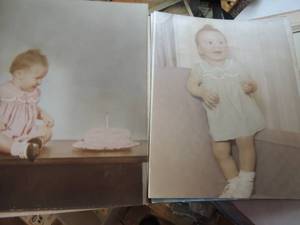 lot 424 image: Vintage photographs