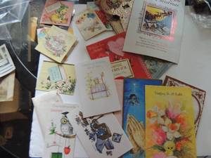 lot 416 image: Vintage greeting cards