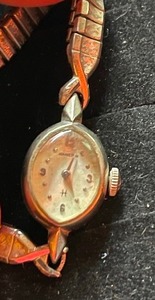 lot 429 image: Ladies Hamilton 10k RPG bezzel