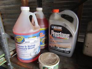 lot 334 image: PRESSURE WASHER CLEANING SOLUTION &  ANTIFREEZE