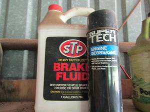 lot 626 image: Brake fluid and engine degreaser