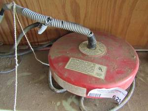 lot 629 image: Stock Tank Heater