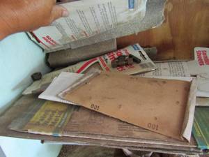 lot 641 image: lot of sand paper
