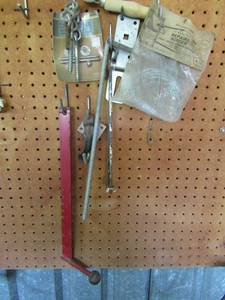 lot 658 image: Screen repair kit, bolt locks and more