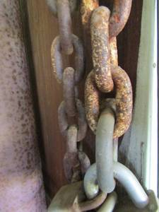 lot 678 image: chains with pad locks qty 2