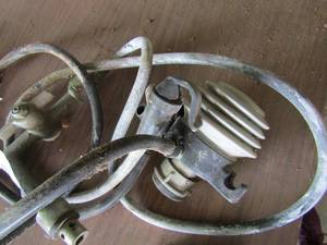 lot 747 image: KEG spiket