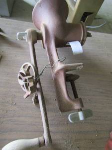 lot 750 image: vintage metal meat grinder