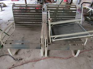 lot 778 image: 2 outdoor patio chairs with matching side table