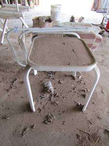 lot 784 image: 2 fold up outdoor chairs with small glass top side table