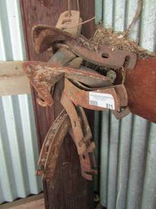 lot 811 image: tractor pieces  blades