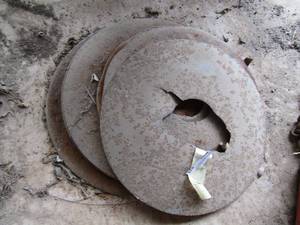lot 825 image: approx. 6metal oval tractor plates