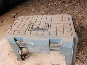 lot 844 image: tool stool with storage, great for work shop