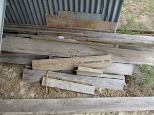 lot 861 image: lot of misc. wood pieces