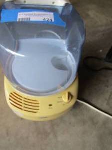lot 424 image: Redi on electric humidifier