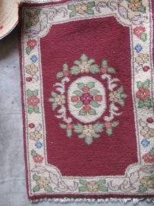 lot 423 image: Various hall entry rugs, floor matts