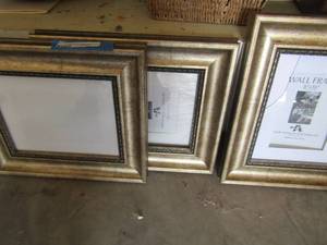 lot 471 image: 3 light brown framed picture frames size 8x 10 1 is broken