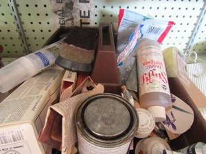 lot 473 image: brown tool caddy with fabric stiffener,liquin,5 color set, hooks and eyes and more