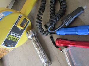 lot 476 image: brinkman q beam spotflood light and various other flash lights