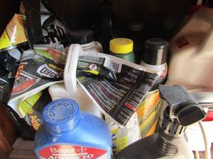 lot 503 image: yard chemicals includes weed killer, insect killer, ant killer and more