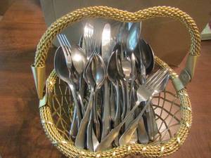 lot 340 image: metal wicker handled basket with cosmos stainless steel silver ware 8 forks - 28 sons - 6 knives