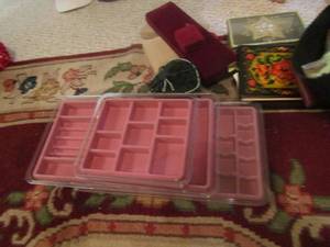 lot 52 image: large lot of various empty jewelry boxes