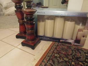 lot 86 image: 5 led wax candles,2 metal candle stands size - 11, 13 
